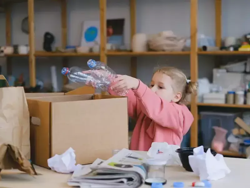 Търговските обекти трябва да предлагат алтернативи на пластмасовите чаши и кутии за храна