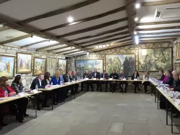 Областни управители от Североизточна България обсъдиха възможности за координация и общи действия при кризисни ситуации.