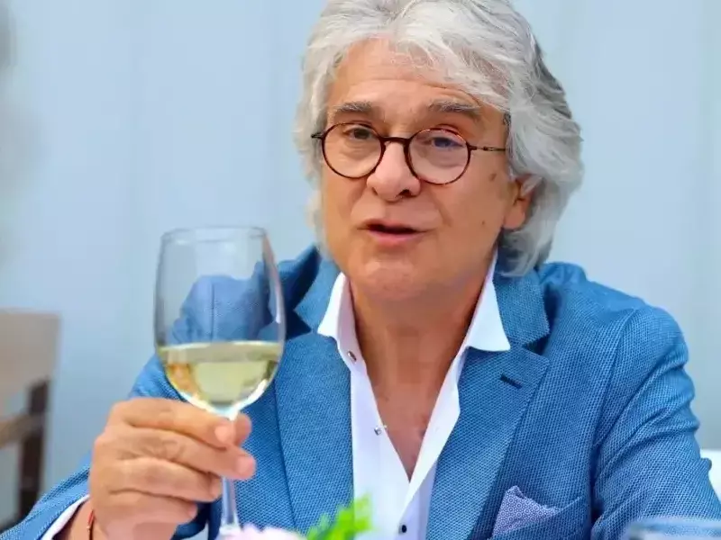 Отмениха планирания великденски концерт на Орлин Горанов