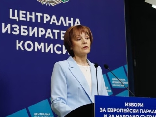 ЦИК раздава бонуси на СИК-овете за безгрешни изборни протоколи!