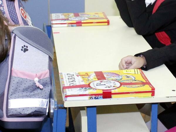 Две училища запълниха приема си за първолаци, 84 са местата за второ класиране