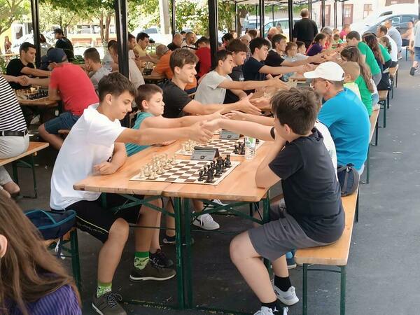 Излъчиха победителите в турнира по ускорен шах „Рапид Кюлевча“