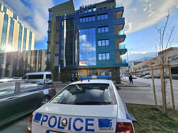 30-годишен дилър на наркотици е заловен с над 1 кг наркотици