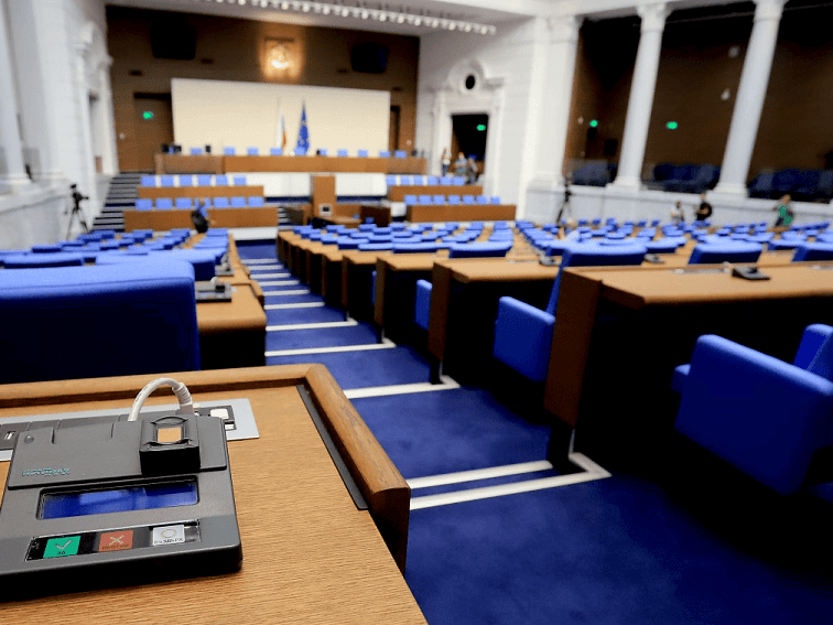 Обявиха имената на новите депутати от Шумен