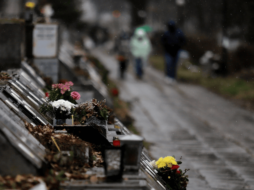 Автобуси за Архангелова задушница