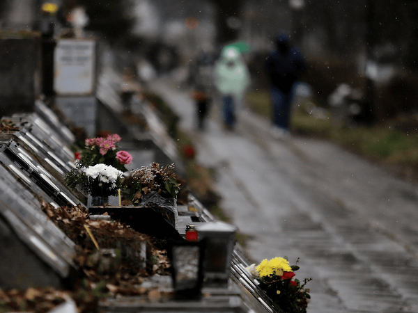 Автобуси за Архангелова задушница