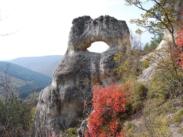 Поход до един от Осмарските манастири