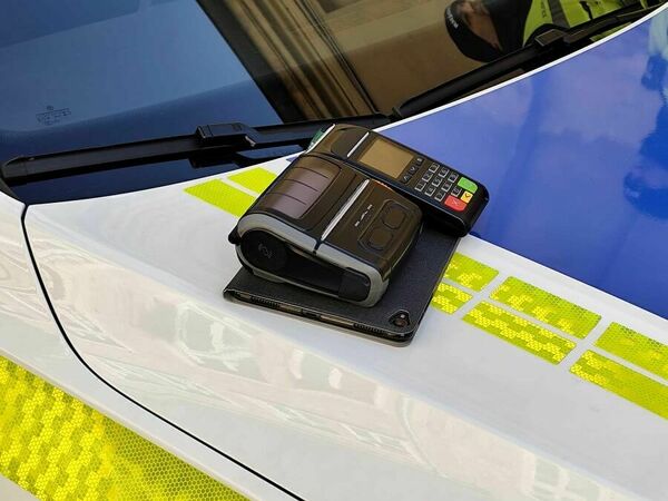 Патрулни коли – с QR кодове и ПОС терминали