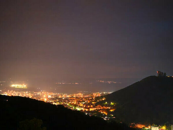 Паметникът в звук и светлина