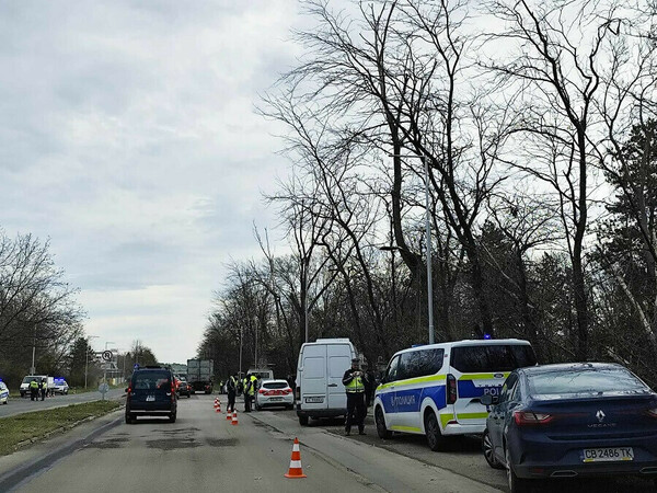 Засилен пътен контрол до неделя