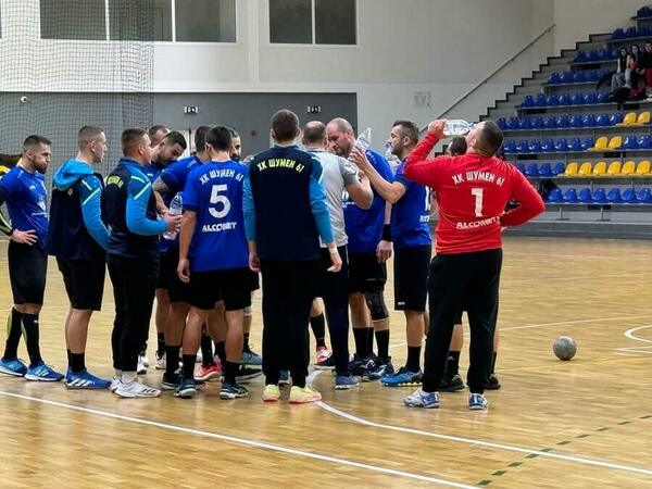 „Шумен 61“ с победа в Ловеч