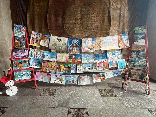 Отличават малки майстори на коледна украса