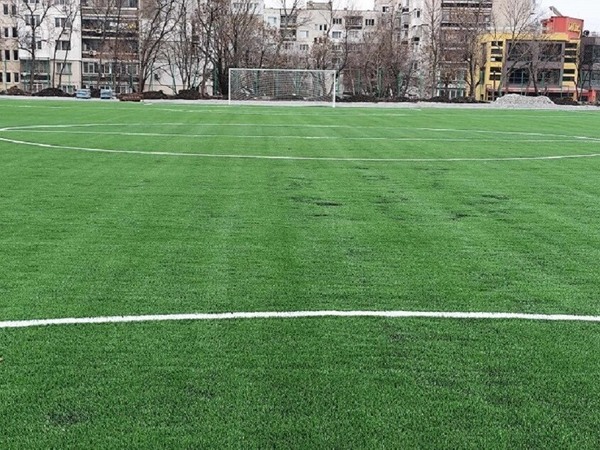 Игрищата до Ученическия стадион готови до пролетта