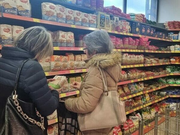 Засилени проверки по магазините за празниците