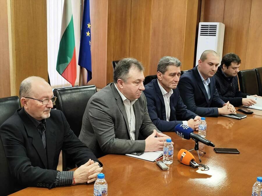 Без скок в цената на водата… засега