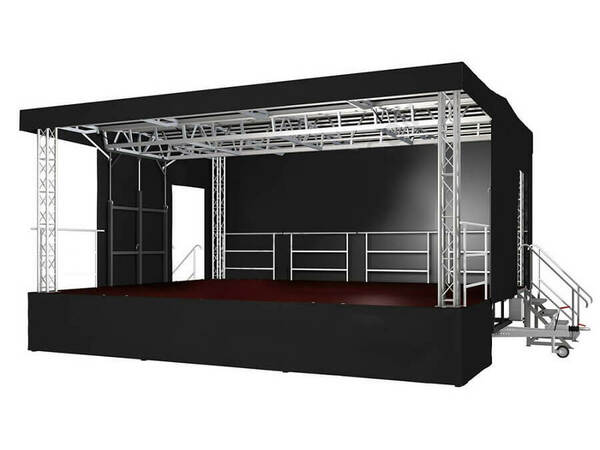 Нови пазар с мобилна сцена
