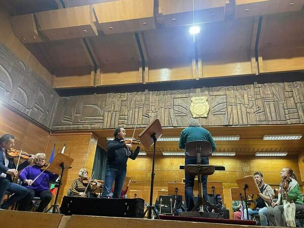 Цигулката на Марио Хосен завладява Шумен