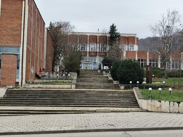 Двама шуменски творци с обща изложба