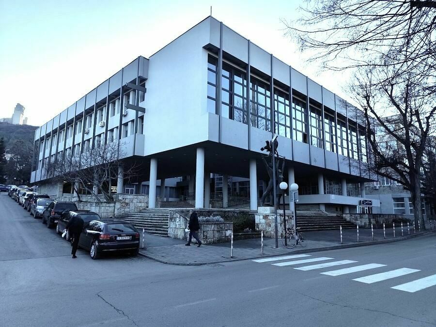 Блъснаха жена на пешеходна пътека