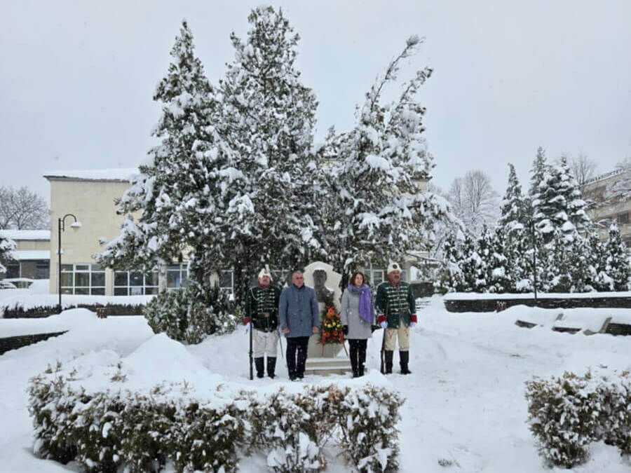 Велики Преслав почете паметта на Левски