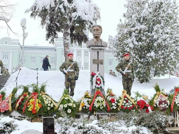 Шумен отдаде почит на Апостола на свободата