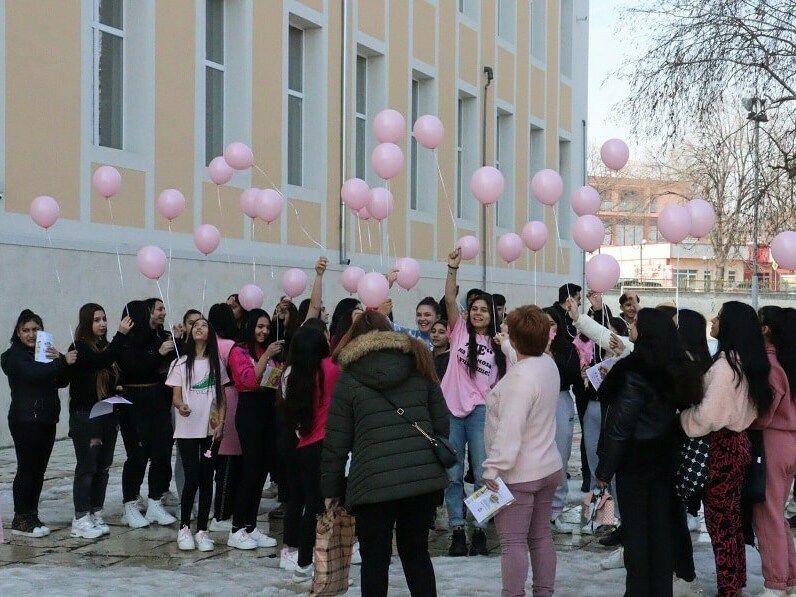 Младежи казаха „Не на насилието в училище“