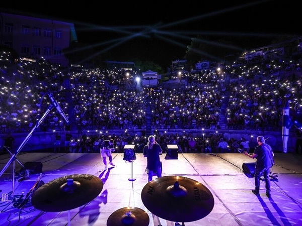 Б.Т.Р. включи Шумен в лятното си турне