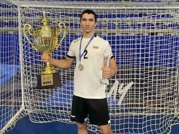 Младежки национали от „Шумен 61“ на турнир в Косово