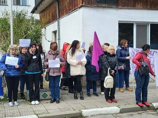 Увеличават с 50% заплатите в психиатриите