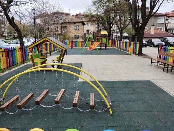 Нови кътове за игра в Нови пазар 