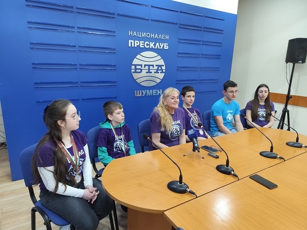 Информатици от Школа „А&Б“ в националните отбори