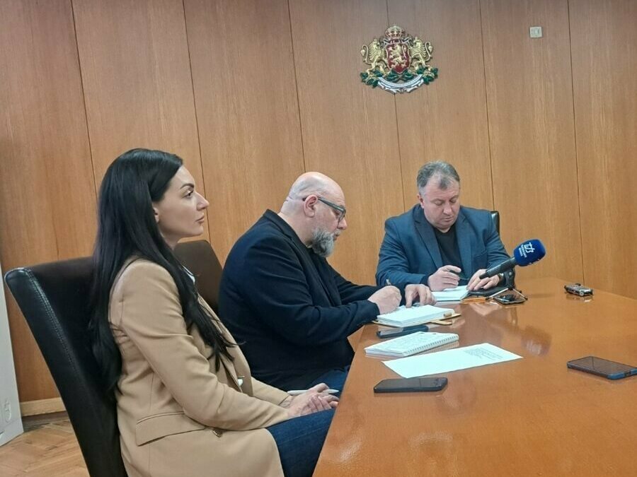 Лъч надежда за нощна аптека в Шумен