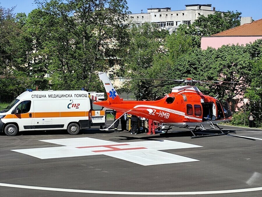 Въздушна линейка транспортира пациентка от Шумен
