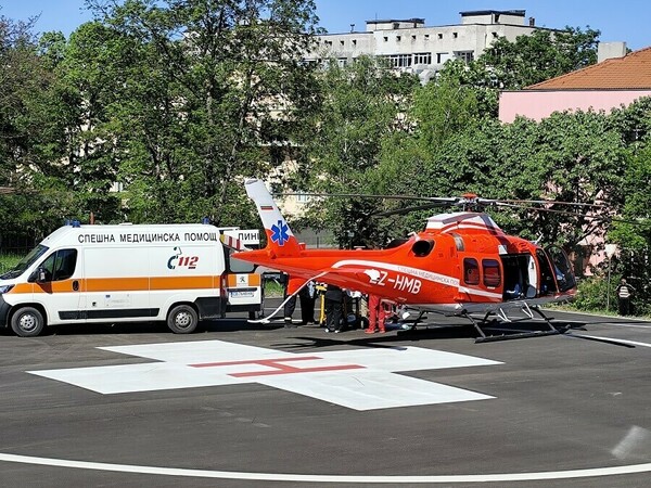 Въздушна линейка транспортира пациентка от Шумен