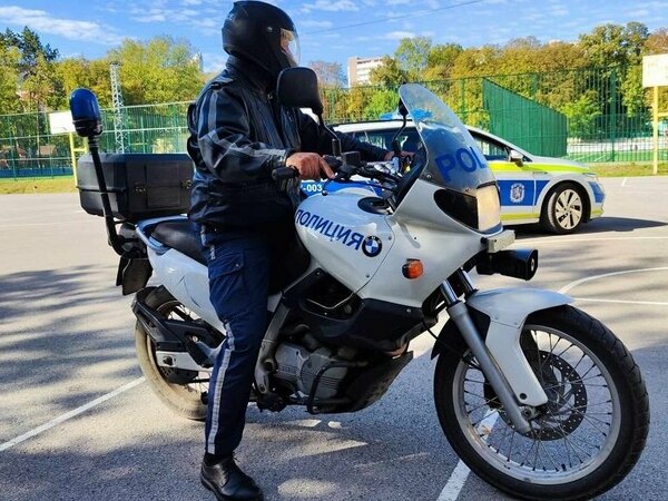 Празничните дни под засилен полицейски контрол