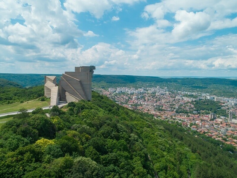 Все повече туристи нощуват в Шумен