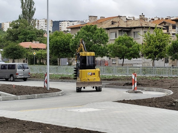 Локалното платно по ул. „Марица“ ще е готово до юли