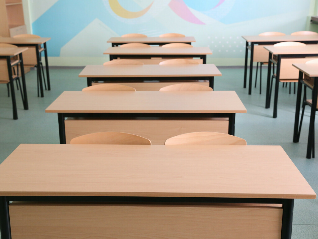 12 дни коледна и 10 дни великденска ваканция