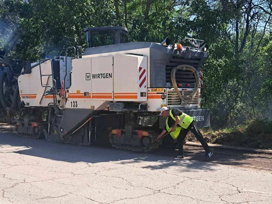 Подготвят за ремонт пътя към Петия километър
