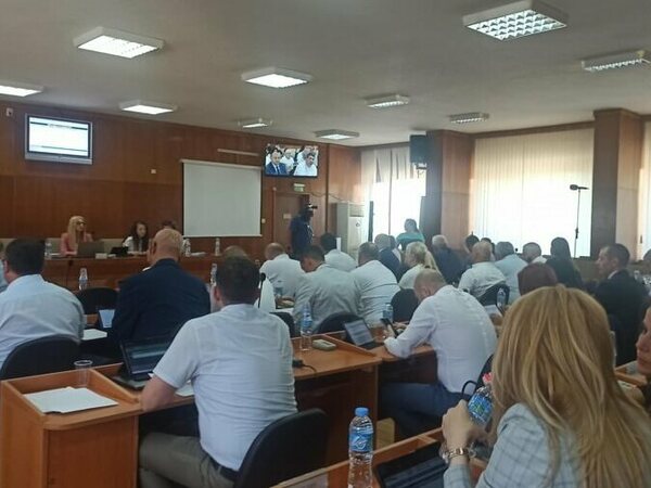 Шумен остава без обществен посредник