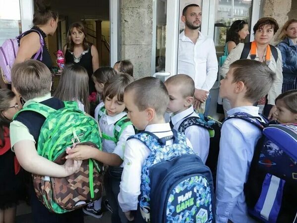 В девет училища има свободни места за първолаци