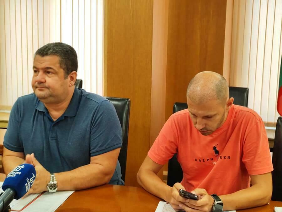 Годишните абонаменти ще важат и за синята зона