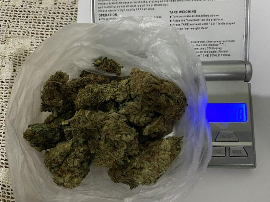 Арестуваха 16-годишен наркопласьор