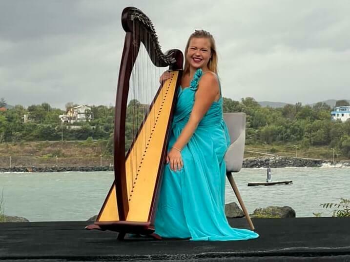 Арфистка с два концерта в Шумен