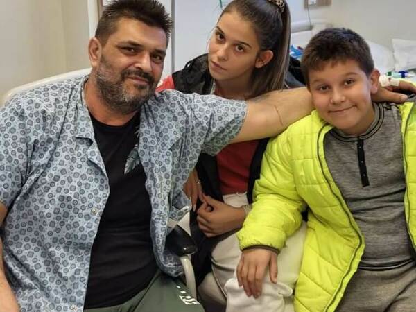 Самотен баща се нуждае от средства за лечение