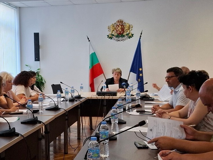 Забраняват търговия и транспорт на дребни животни