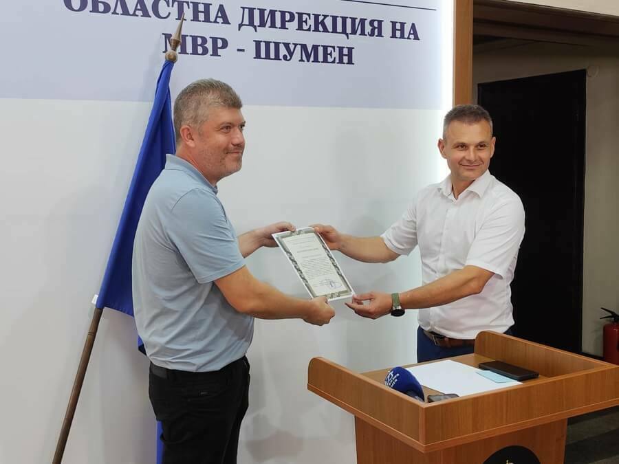 Наградиха шуменец за граждански арест на пиян водач