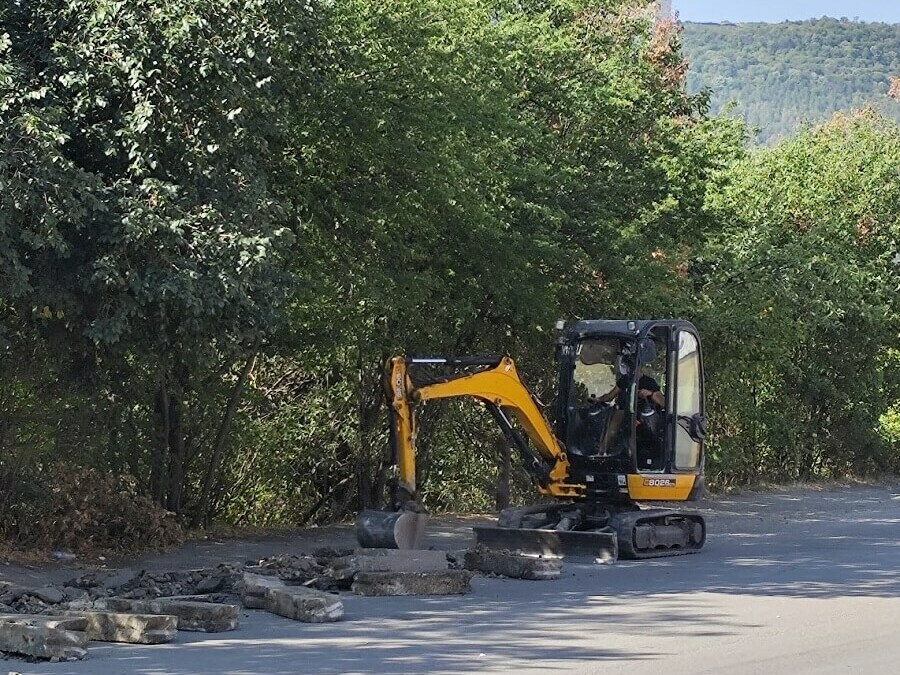 Затварят част от ул. „Червена роза“