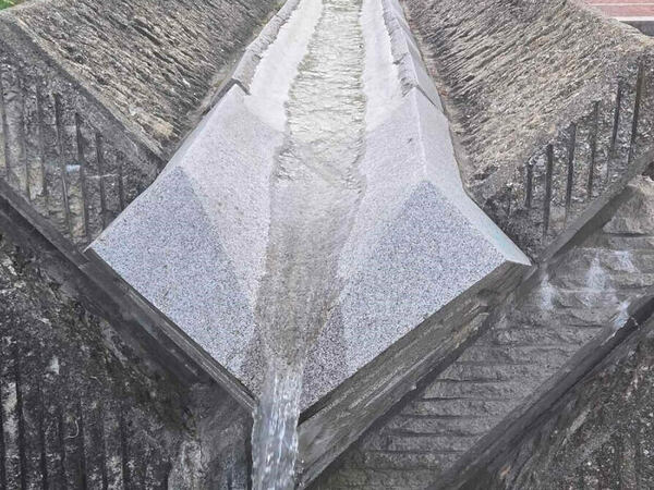 Общината: Водната каскада още е в тестов период