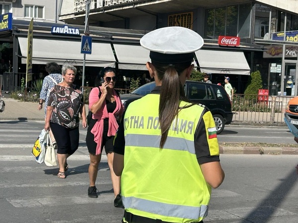 Глобиха 20 пешеходци за нарушаване на новите правила